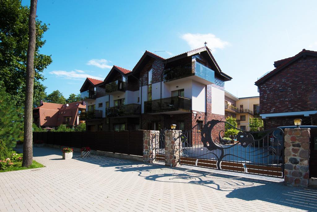 Skorpiono Vila Palanga Buitenkant foto